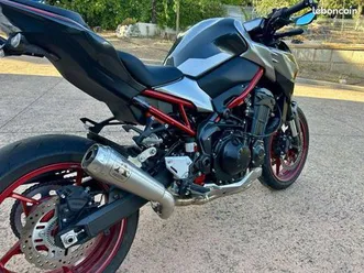 z900-a2-phantom-grey-2023-comme-neuve-full-equipee