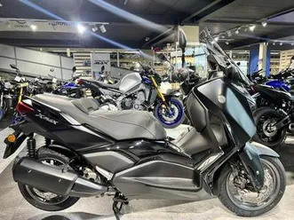 yamaha-x-max-300-tech-max