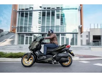 yamaha-x-max-300-tech-max