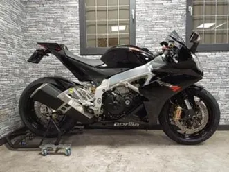 aprilia-rsv-4-r-bj-2011-46914-km-zeer-nette-staat-motoren-aprilia-marktplaats