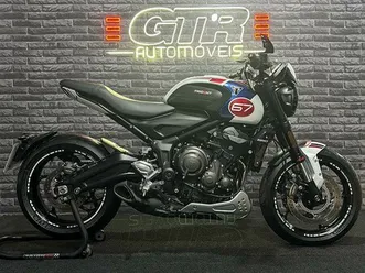 triumph-trident-660