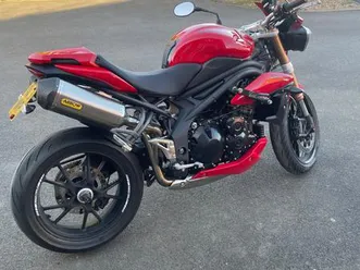 triumph-speed-triple-1050-naked-petrol-manual-129-ps-1050-cc