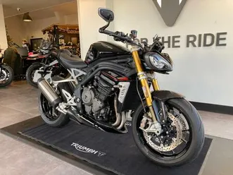 triumph-speed-triple-1200-rs-naked-petrol-manual-euro-5-179-ps-1160-cc