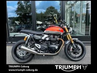 triumph-speed-twin-1200-rs-aktion-kurvenausklang