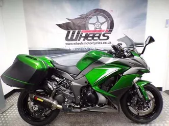 kawasaki-z1000sx-performance-tourer