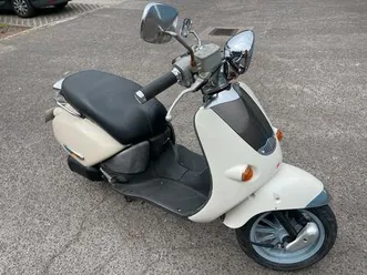 aprilia-mojito-custom-125-retro-roller-mit-tuv-nur-3tkm