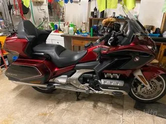 honda-goldwing-dct-tour