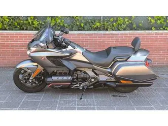 honda-goldwing-gl-1800-bagger