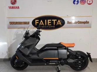 vendo-bmw-ce-04-2021-25-usata-a-pescara-codice-9688229-moto-it