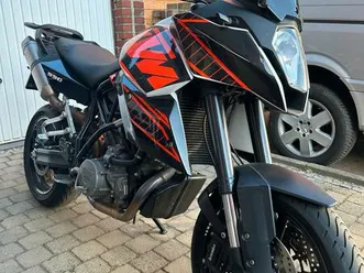 ktm-990-smt-lc8-supermoto-abs