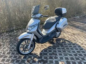 piaggio-vespa-beverly-250-reise-roller