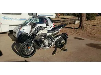 2015-mv-agusta-stradale-800