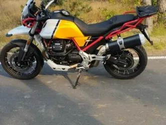 moto-guzzi-v85-tt-poddebice