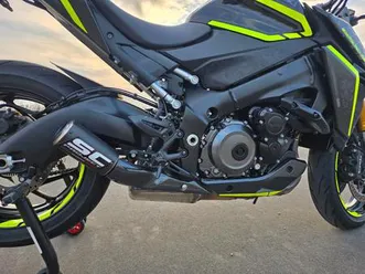 suzuki-gsx-s1000-mit-sonderumbauten-einzelstuck