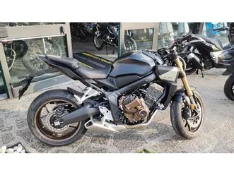 vendo honda cb 650 r e-clutch (2024 - 25) nuova a villanuova sul clisi (codice 9687378) - moto.it