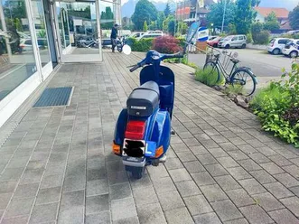 vespa-px-150-blu-restaurata-stupenda