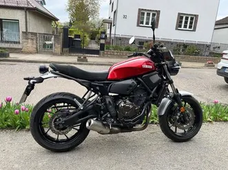 yamaha-xsr-700-top-zustand-michelin-road-6-reifen