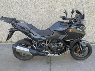 vendo-honda-nt-1100-2022-24-usata-a-codogno-codice-9688549-moto-it