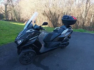 peugeot-metropolis-400