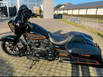 harley-davidson-street-glide-special-apex-black