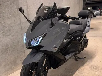 tmax-vrais-lux-max-530-akrapovic-bcd