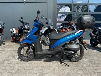 suzuki-address-110-inkl-windschild-top-case