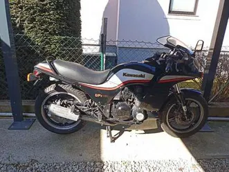 gpz750