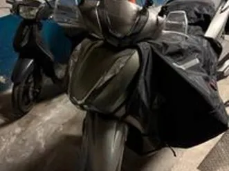 honda-sh-350i-aprile-2021-3-200-km-accessori