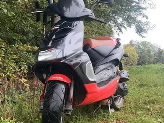 aprilia-sr-50-di-tech