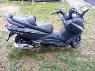 skuter-sym-evo-gts-125i-cekcynek