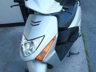 vendo-honda-lead-100-2003-07-usata-a-san-martino-in-rio-codice-9688718-moto-it