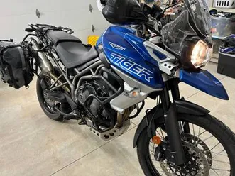 2018-triumph-tiger-800-xcx