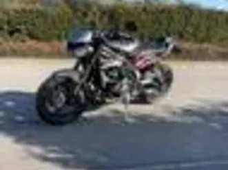 triumph-street-triple-rs-sista-chansen