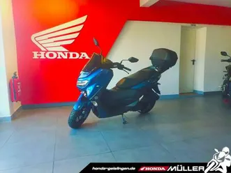 yamaha nmax gpd 155 blau