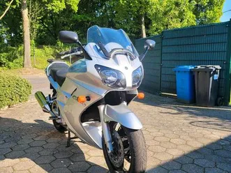 yamaha-fjr-1300