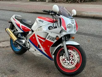 motorrad-yamaha-fzr-1000