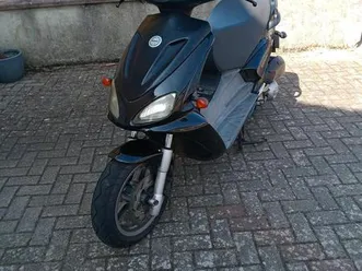 motorroller-benelli-velvet-125-ccm