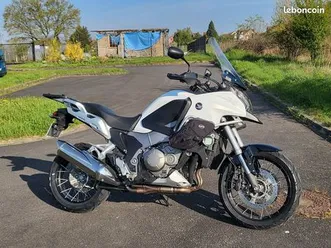 honda-crosstourer-1200-vfr-x-trail-seulement-21000-km-de-2012