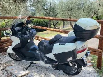 suzuki burgman 650 - 2011