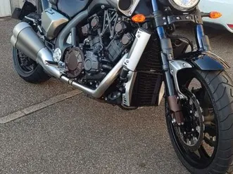 yamaha-v-max-1700-full-black