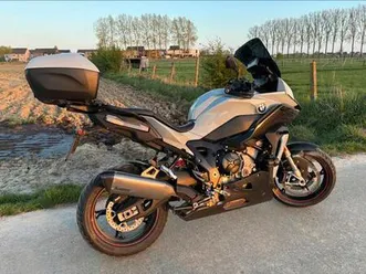 2-bmw-s1000xr-pack-m-carenage-carbone