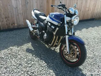 suzuki-gsx-1400-serie-limitee-yoshimura