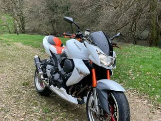 z1000