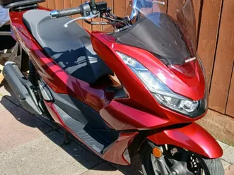 honda-pcx-motorcycle