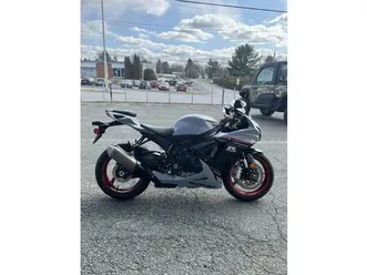 2023-suzuki-gsx-r600