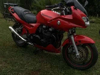 kawasaki-zr7s