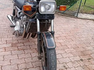 kawasaki-1300-z