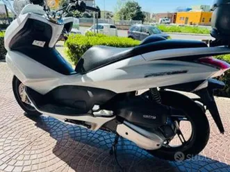 honda-pcx-150-passaggio-garanzia-tagliando-inclu