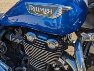 triumph-thunderbird-lt