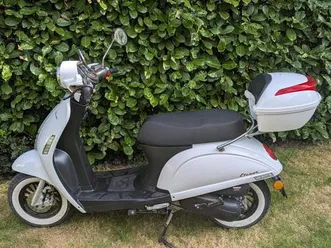 motowell-elenor-motorroller